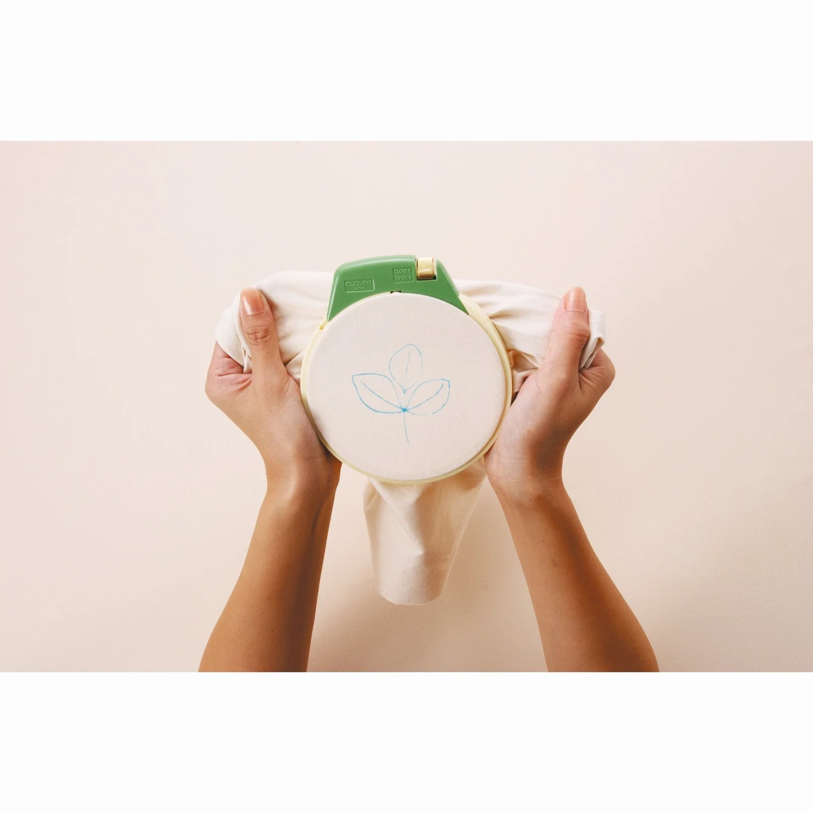 Bastidor para bordado de Clover - Image 7