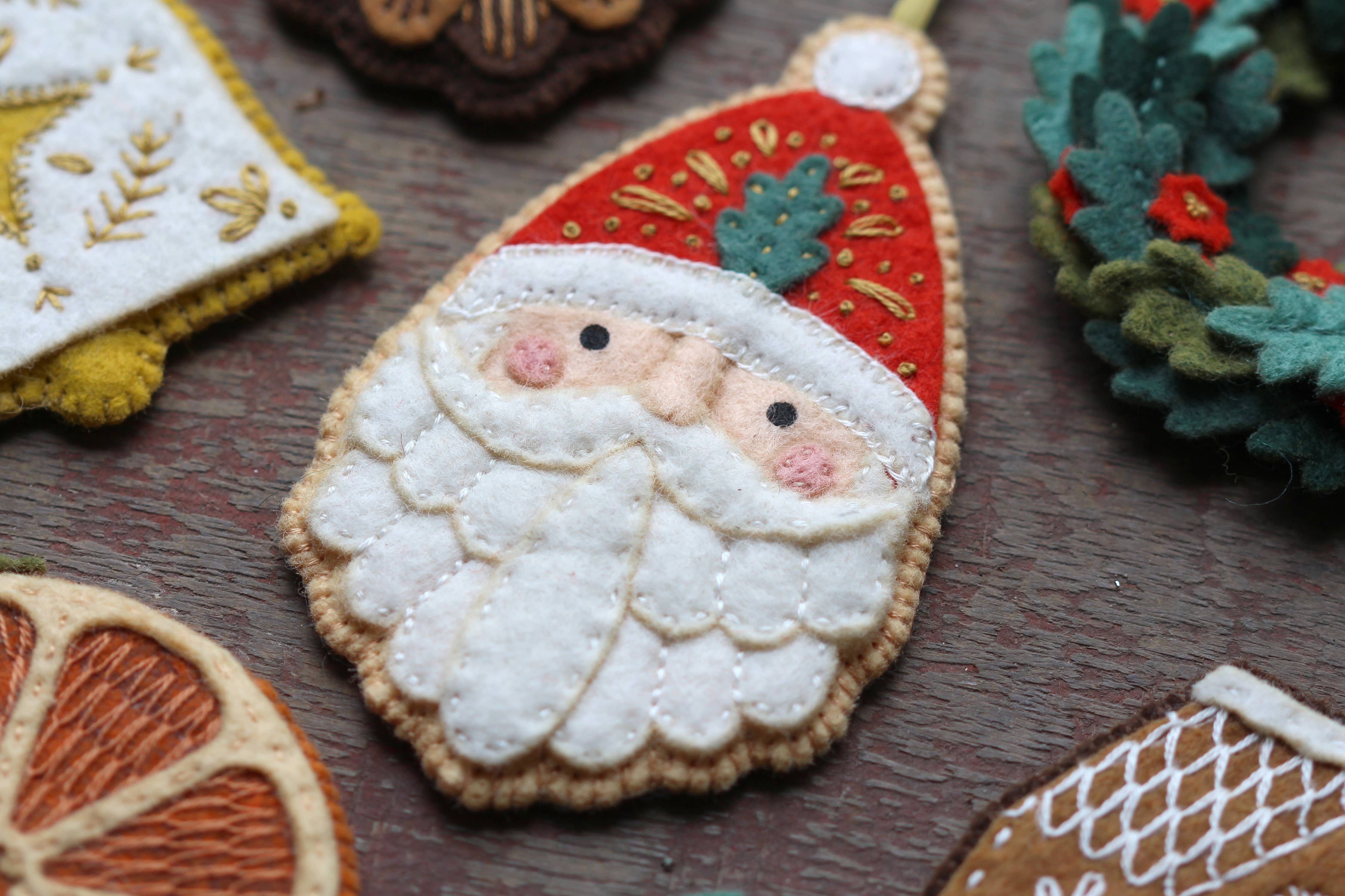 Kit Adorno de Fieltro Papá Noel – Kiriki Press - Image 4