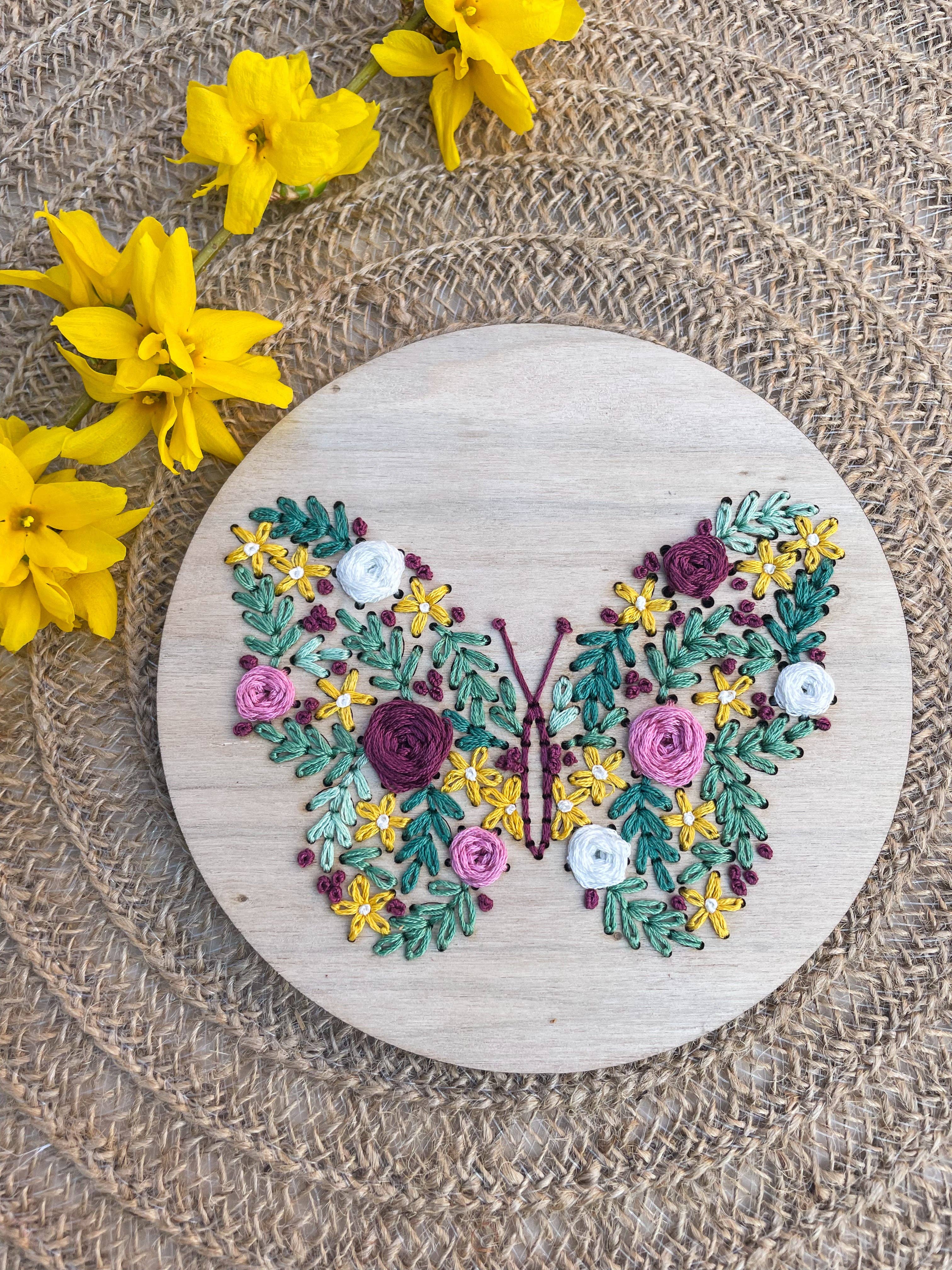 Kit de bordado en madera Mariposa Floral - Kneckes & Compagnie - Image 4