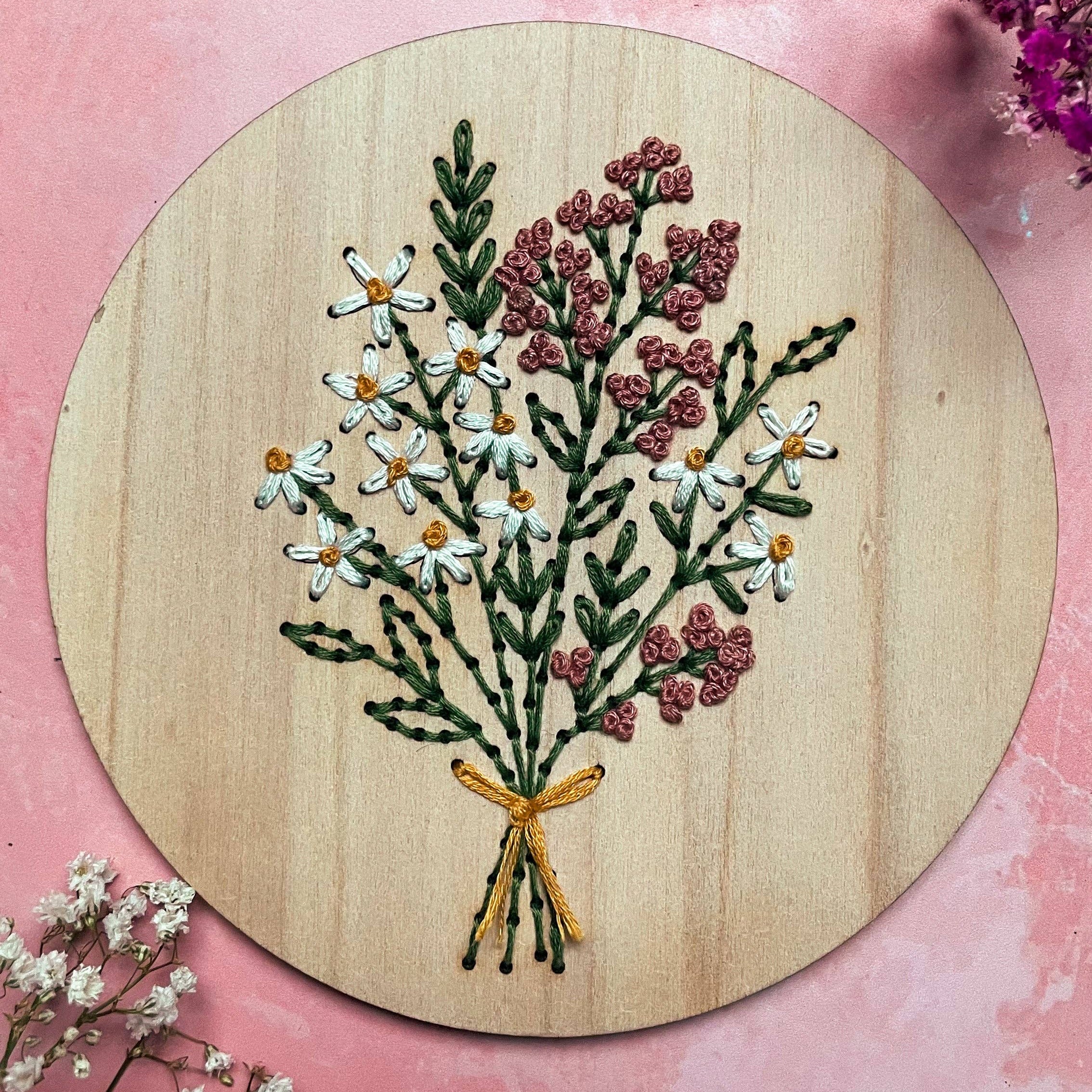 Kit de bordado en madera Ramo de Flores - Kneckes & Compagnie
