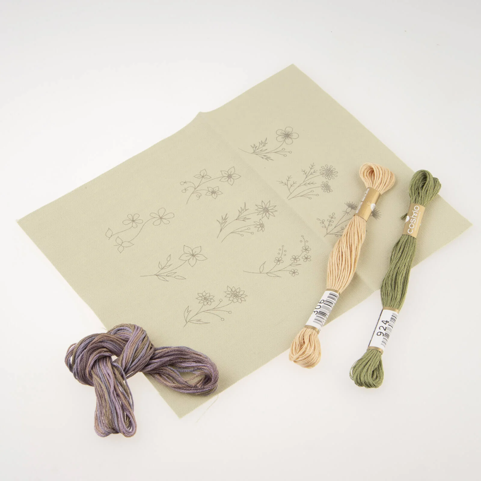 Kit de bordado "Flores", diseñado por Atelier de Nora para Cosmo - Image 4