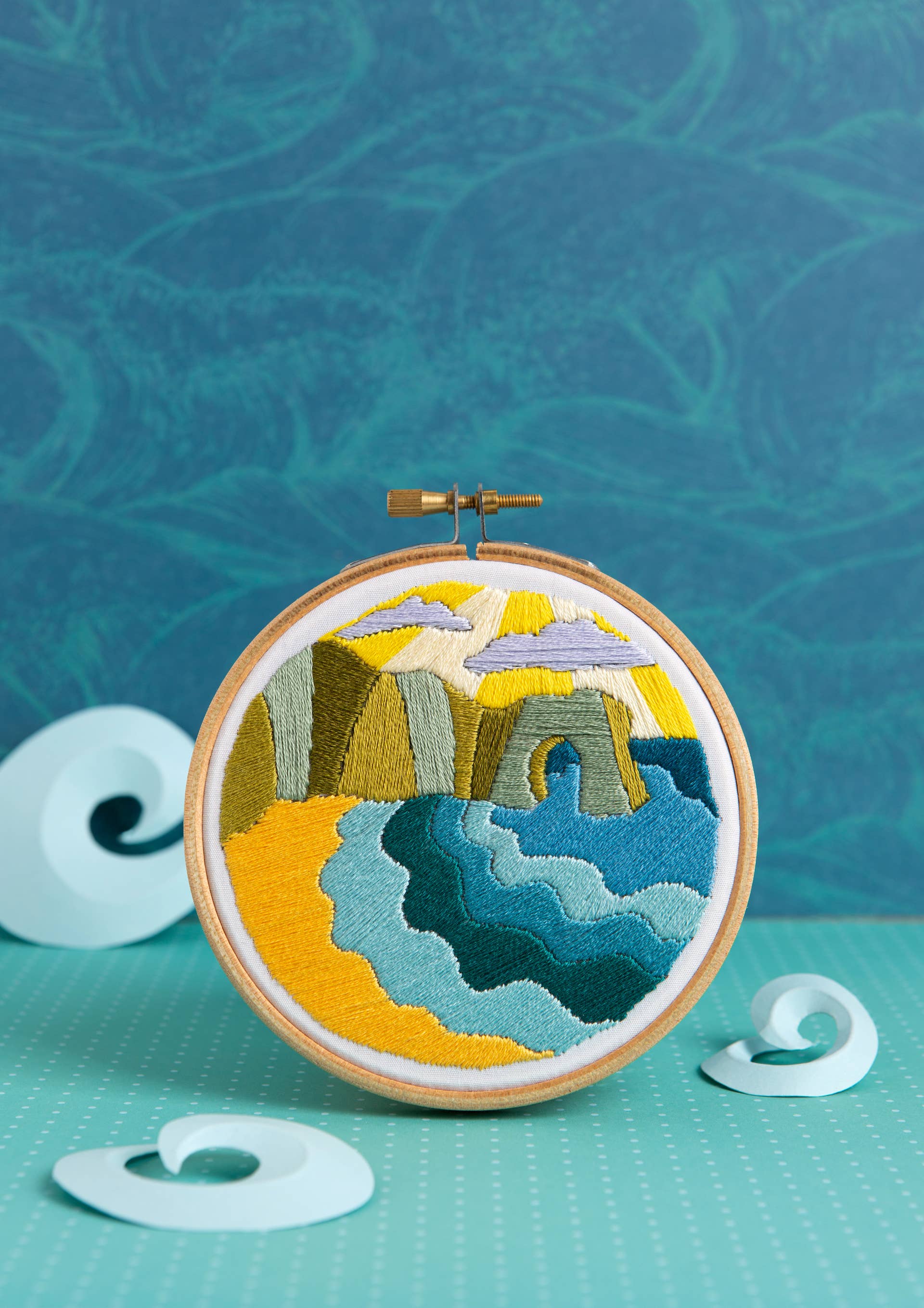 Kit de Bordado pequeño "Dorset Days" - Hawthorn Handmade - Image 4